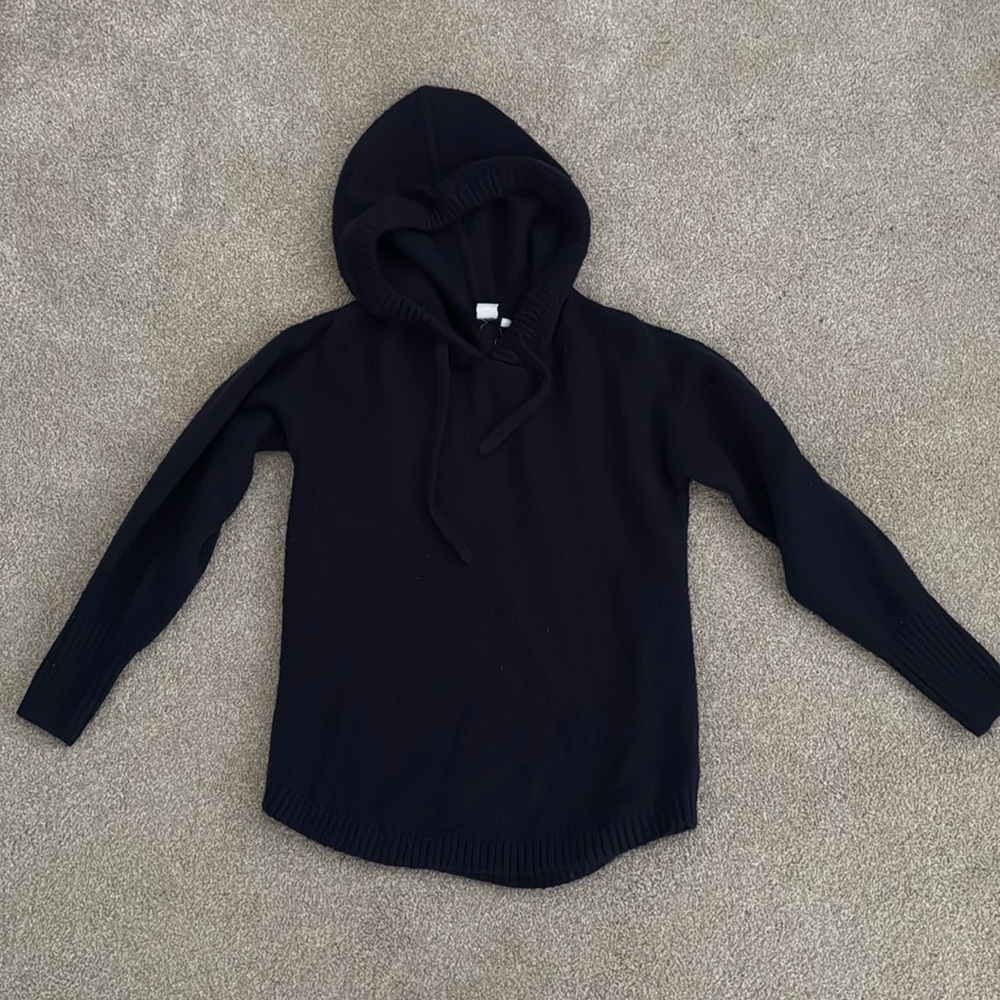 Gap Maternity sweater size small